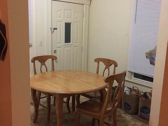 4th image of 109 N Thayer St APT 1