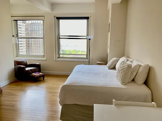 Rented by Compass | media 19