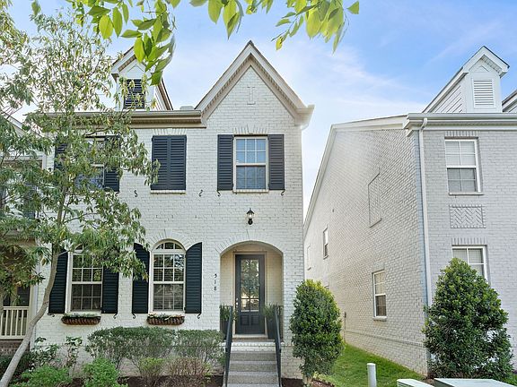 3rd image of 518 Cobert Ln