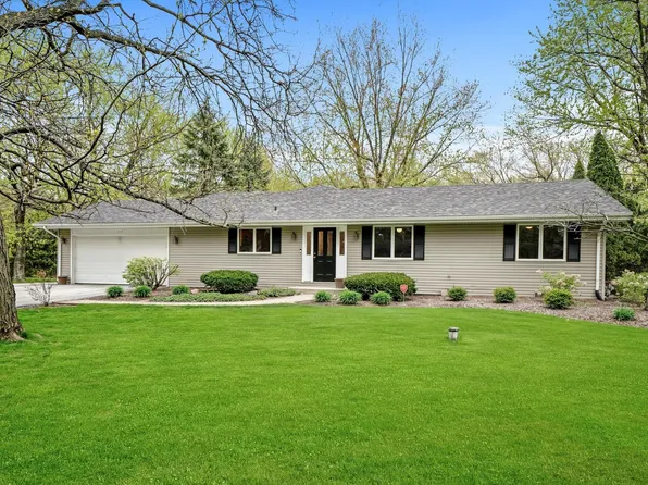 26355 S Woodlawn Ave, Crete, IL 60417