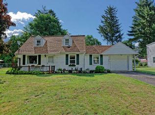 1067 Inner Dr, Schenectady, NY 12303