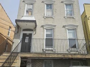 316 13th St APT 2, Union City, NJ 07087