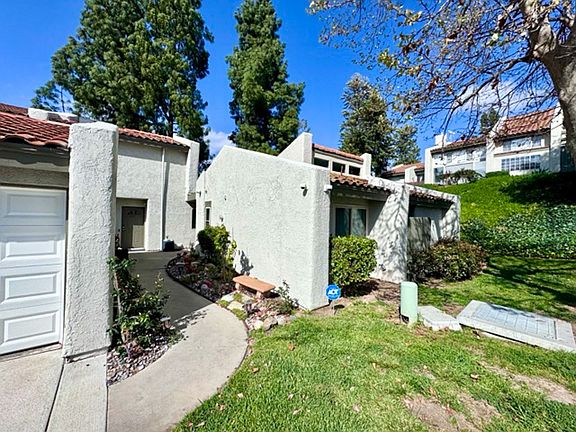 5th image of 38901 Paseo Corta