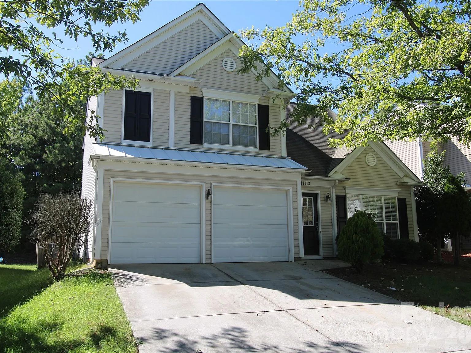 3 bed, 2.5 bath, 1495 sqft, $1,975 — Photo 1