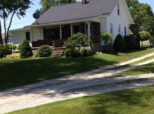 11821 Hoover Ave NW, Uniontown, OH 44685
