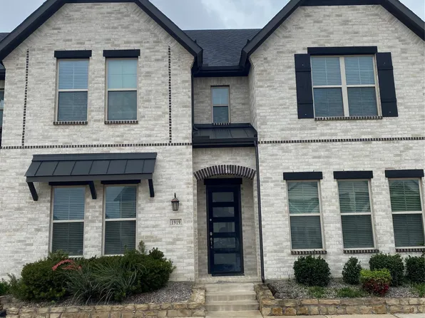 1919 Diyaa Ct, Farmers Branch, TX 75234
