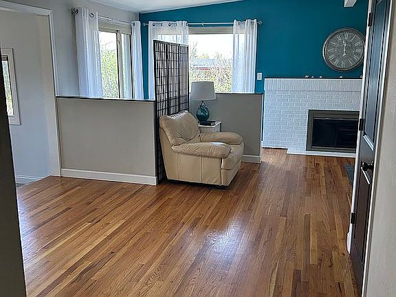 4th image of 3117 Douglas St