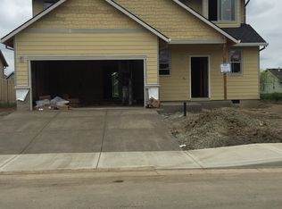 876 Julie Ln, Molalla, OR