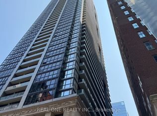 70 Temperance St #3516, Toronto, ON M5H 0B1