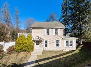 122 Rosman Rd, Thiells, NY 10984