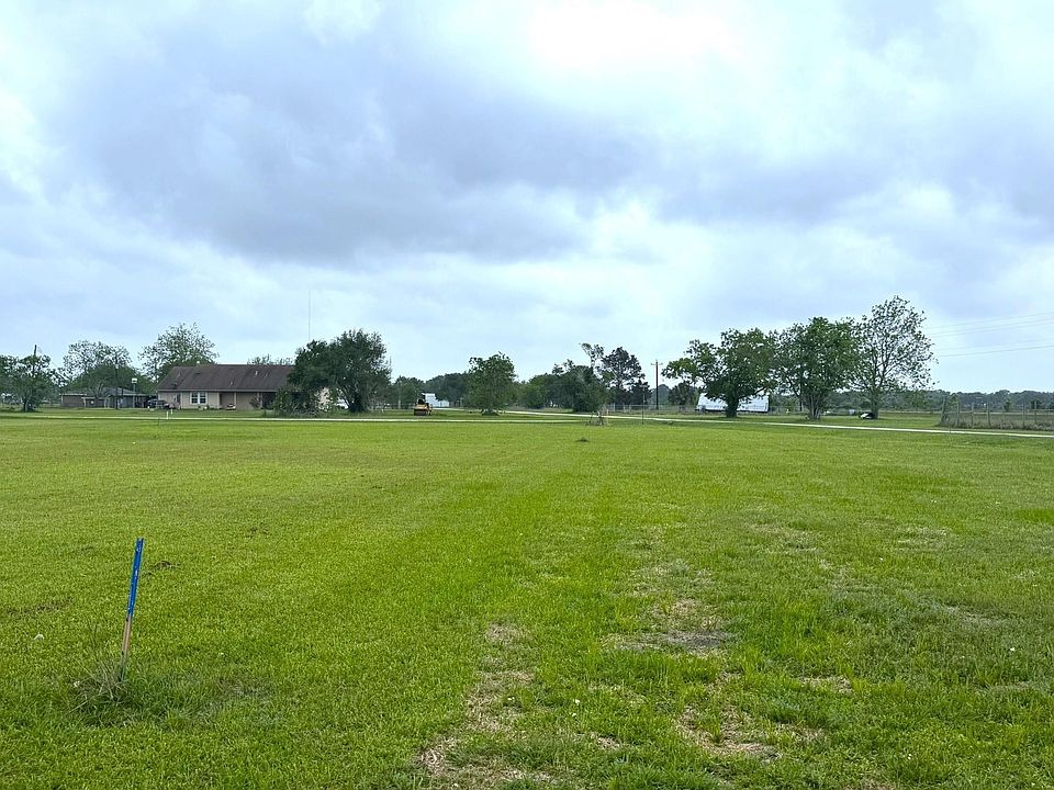 1st image of 1 Riverside St