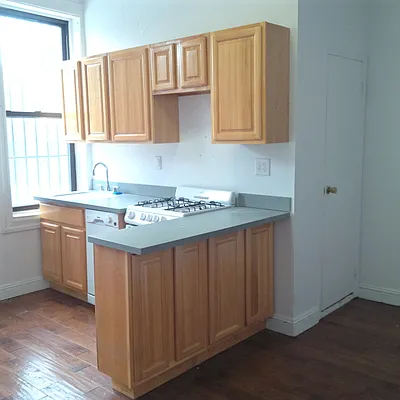 Rented by D'Andrea Craig Realty | media 12