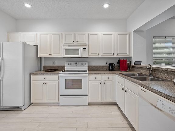 5th image of 5072 Palmbrooke Circle