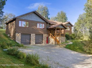 644 Aspen Hill Dr, Alpine, WY 83128