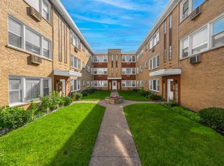 3203 W Berwyn Ave APT 3W, Chicago, IL 60625