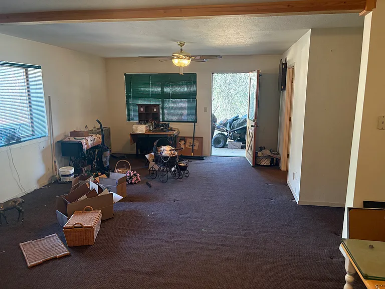 142 Wayman Ln — Photo 18