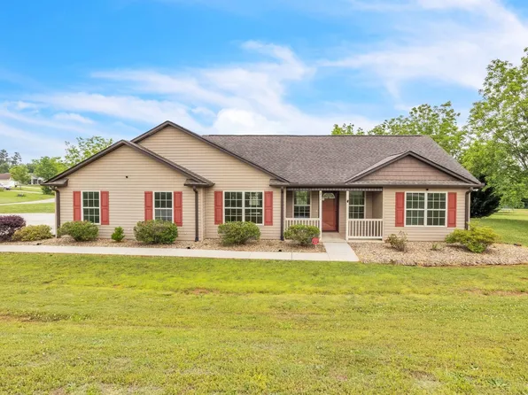 211 Doris Ann Ct, Wellford, SC 29385