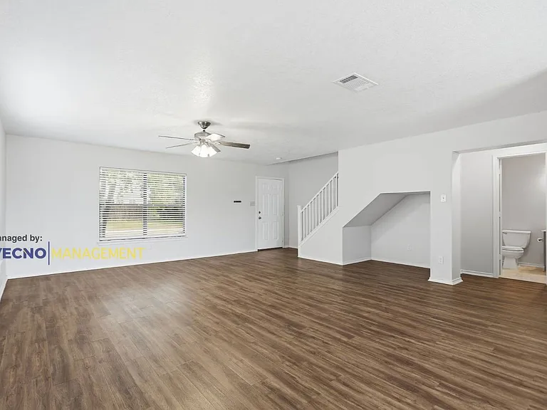 8138 Elktree Pass — Photo 4