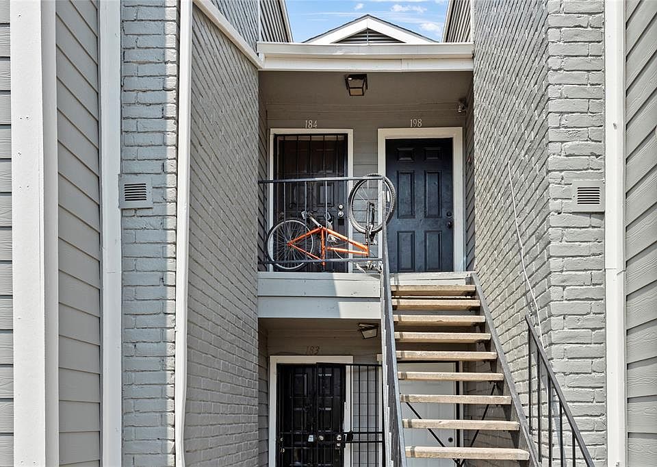 1st image of 12500 Sandpiper Drive #184