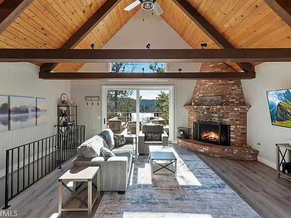 3rd image of 27921 W Shore Rd