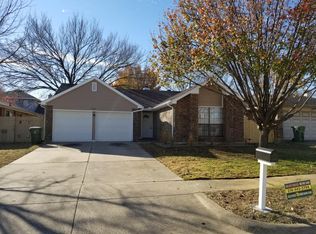 408 Angelina Dr, Arlington, TX 76018