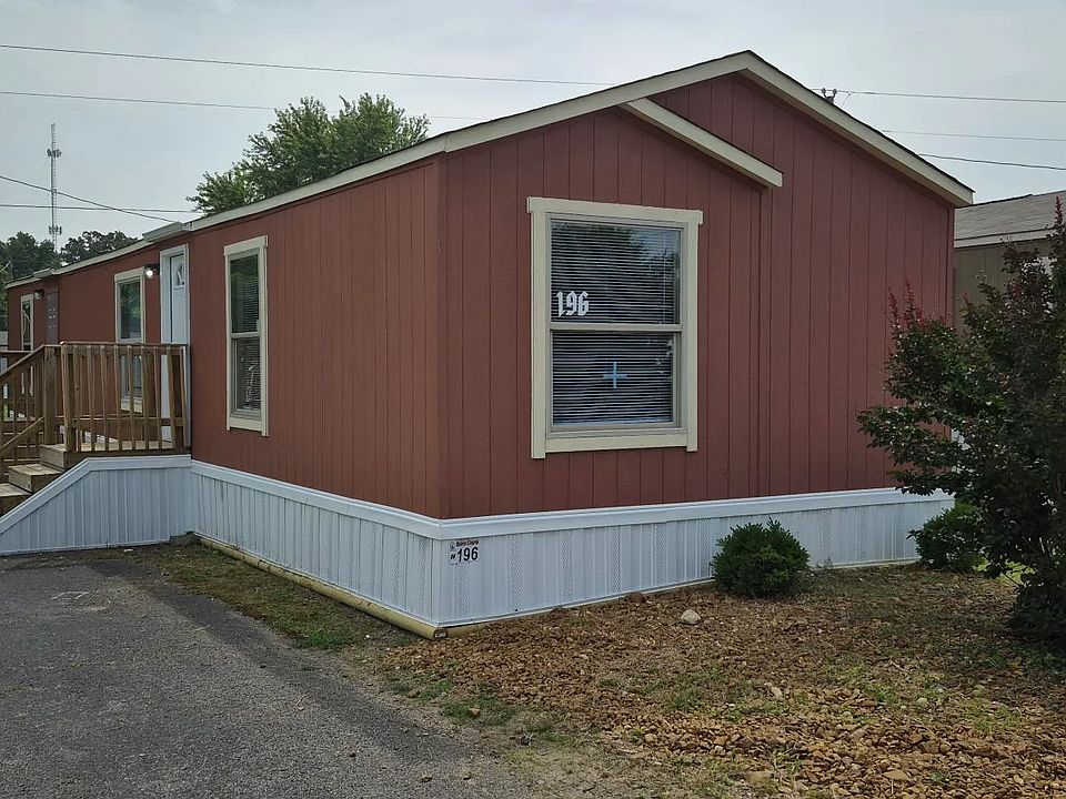 1st image of 196 Riviera Courts Dr