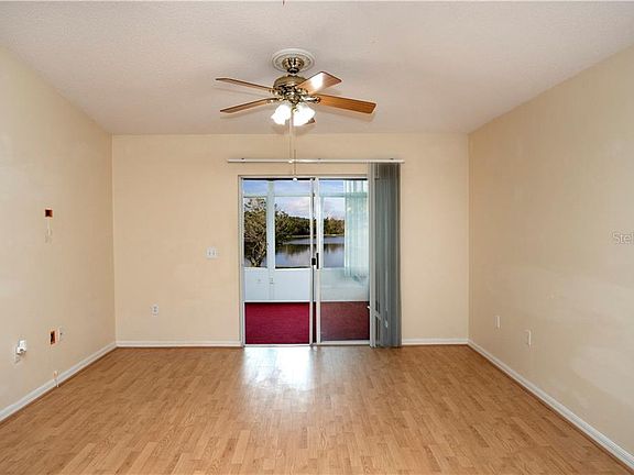 5th image of 31554 Loch Aline Dr
