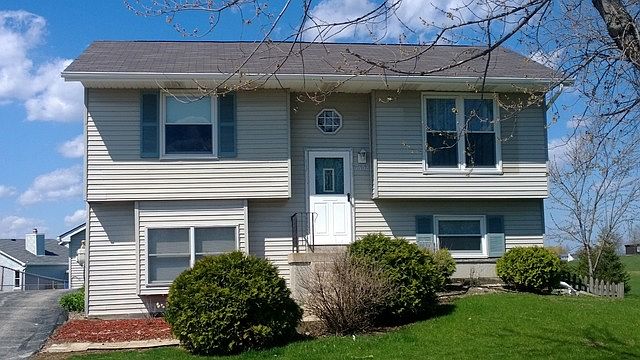 1st image of 7602 W Moorefield Dr