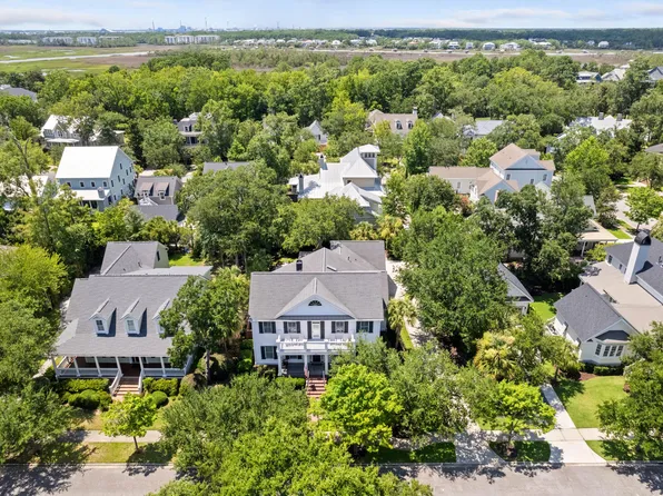 131 Balfour Dr, Charleston, SC 29492