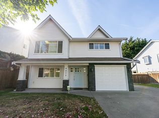 4875 Linden Dr, Delta, BC V4K3A2