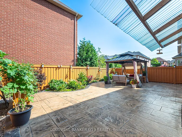 43 Midcrest Cir — Photo 29