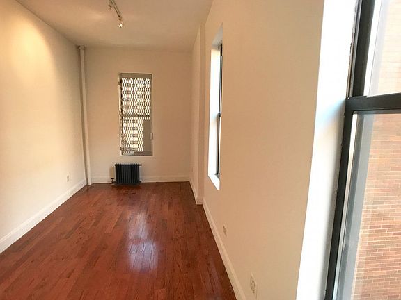 2nd image of 474 W 146th St APT 4RW