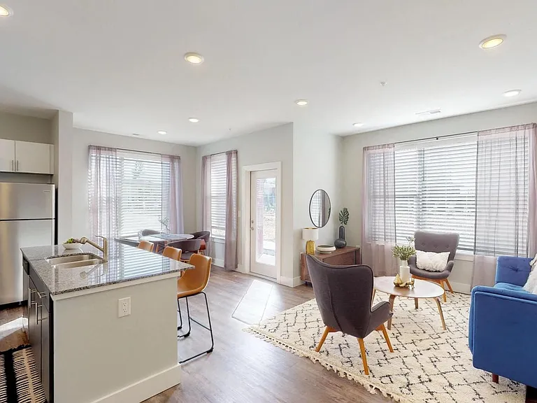 Echo Park at Perry Crossing — Photo 16