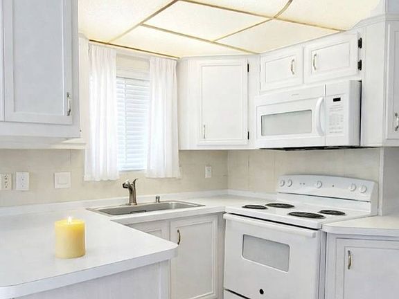 4th image of 37811 Chancey Rd #206