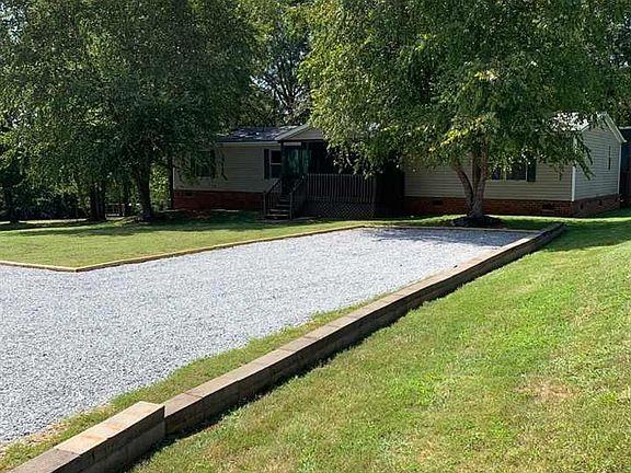 4th image of 113 Bradford Ct