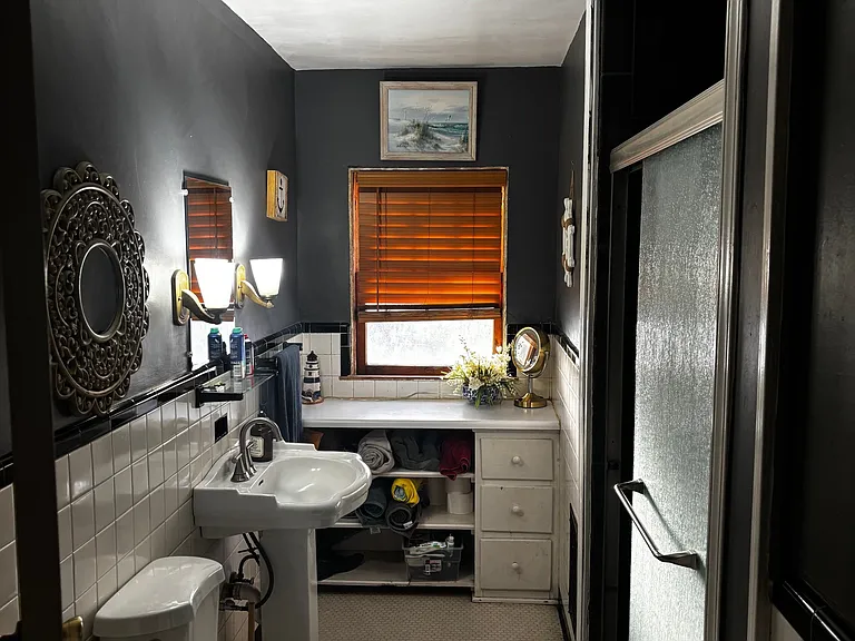 10604 Sparks Cir — Photo 5