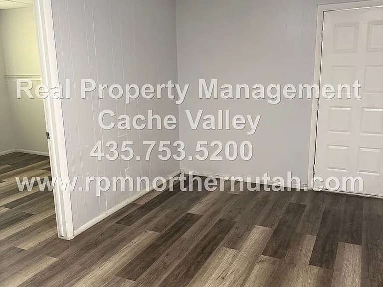 357 N 200 W — Photo 14