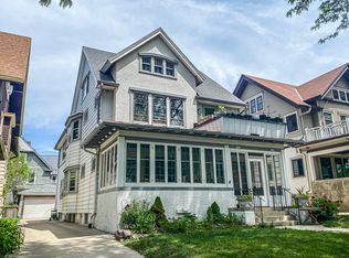 2008 E Newberry Blvd #2008, Milwaukee, WI 53211
