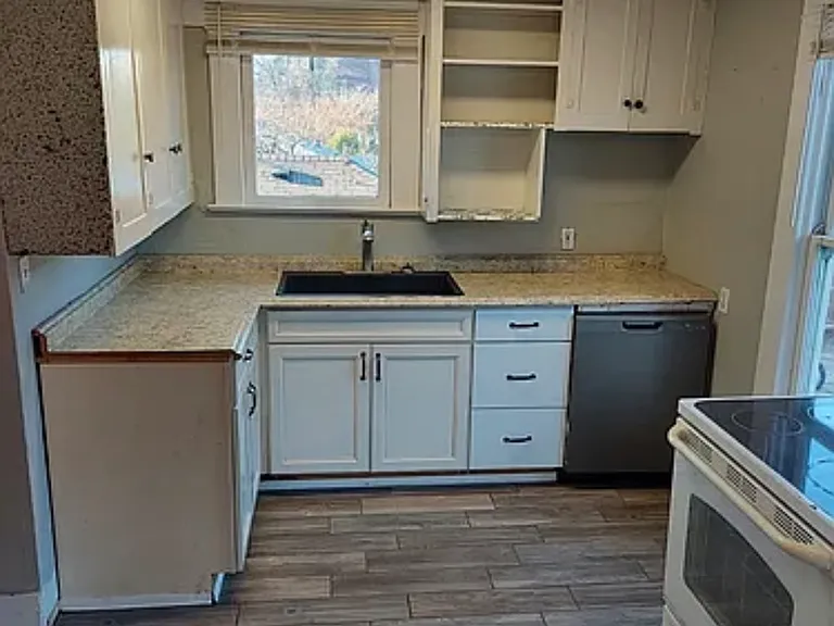 1203 NW Van Buren Ave #A — Photo 11