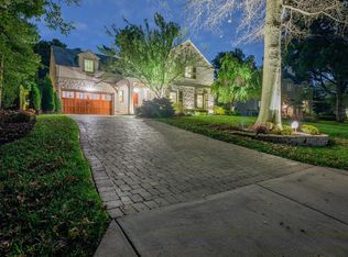 2366 Club Rd, Columbus, OH 43221