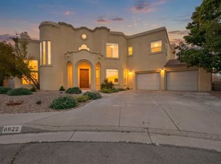 8822 Corona Ave NE, Albuquerque, NM 87122
