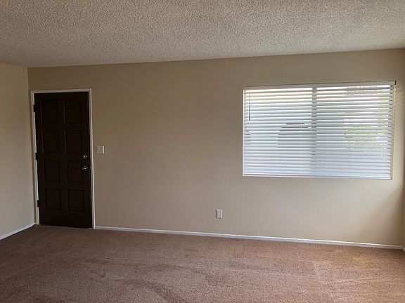 4th image of 778 W 17th St APT 1