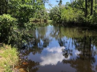 11044 Linden Ln, Bay Saint Louis, MS 39520