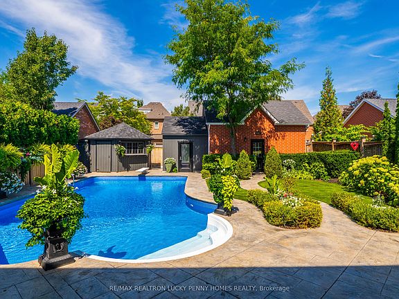 3rd image of 80 Angus Glen Blvd