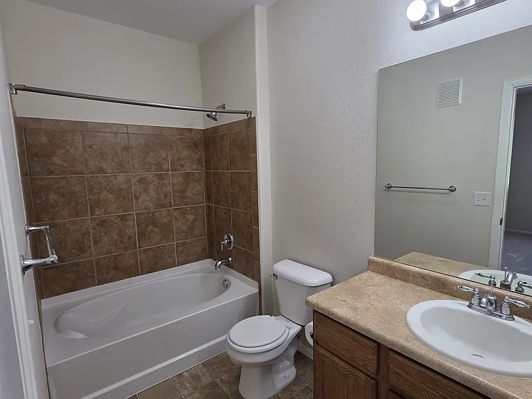 2682 S Cathay Way #204 — Photo 14