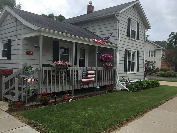 Front apartment entrance.