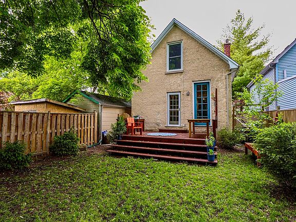 fenced backyard. Lots of shade, newer deck. Private