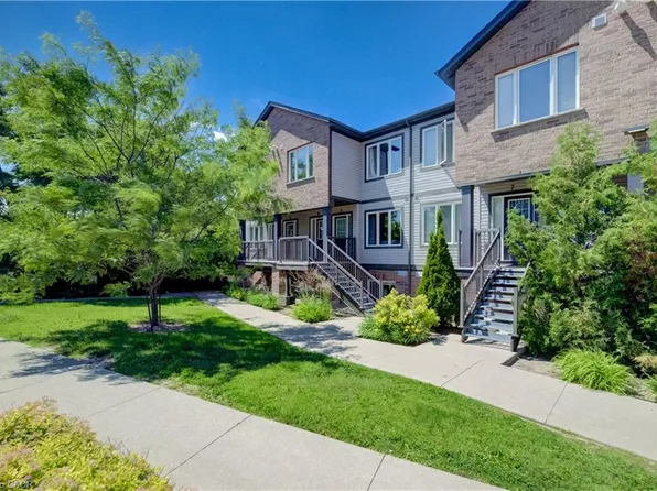 42 W Acres Cres #6, Kitchener, ON N2N 3G8