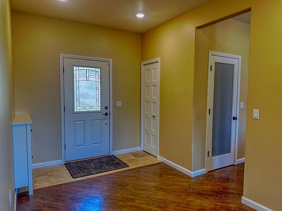 5th image of 1277 Bella Vista Dr
