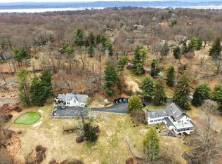 255 Mountain Rd, Irvington, NY 10533